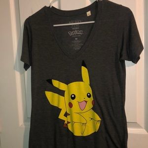 Pikachu V-neck top